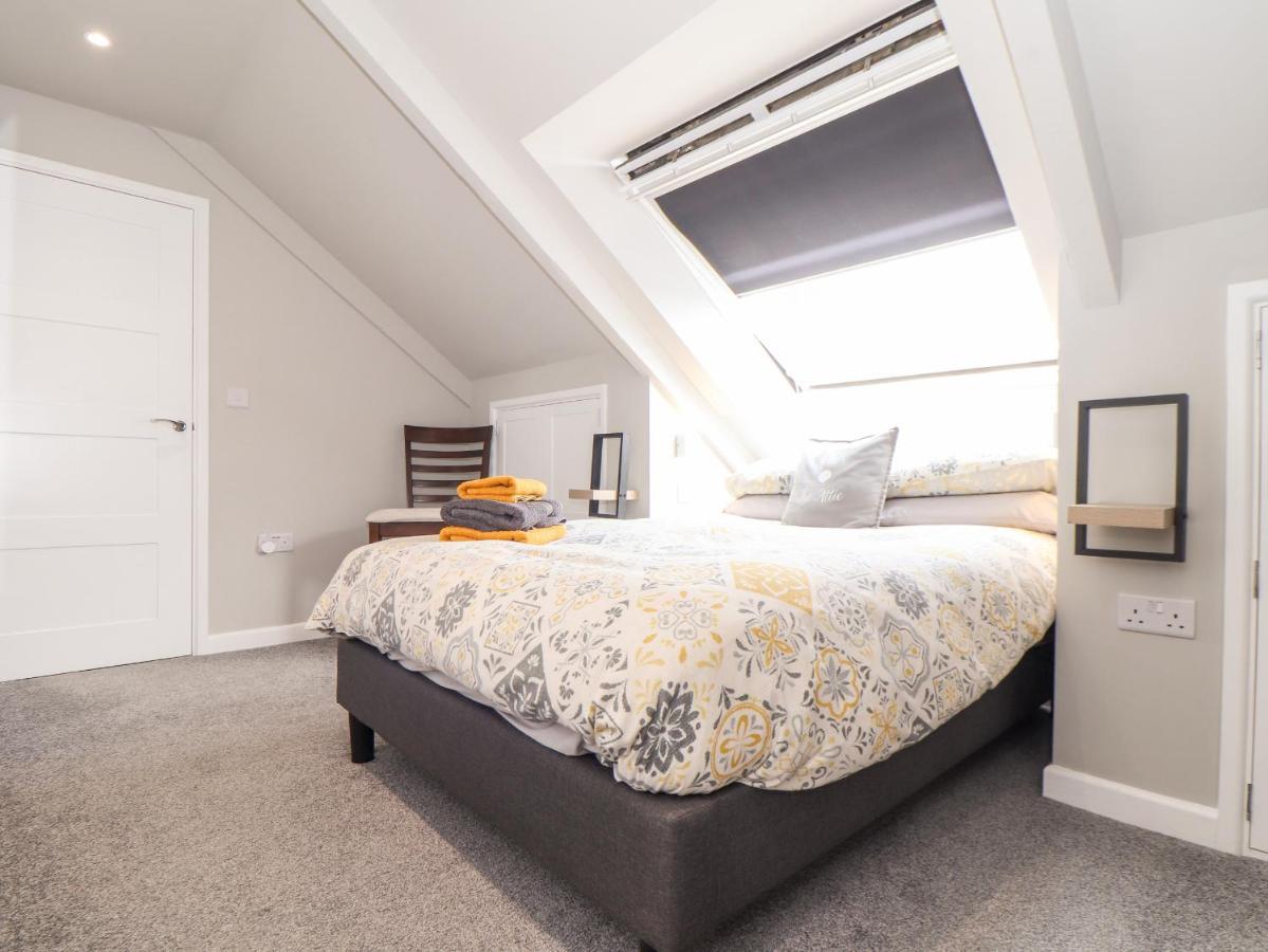 Apartamento The Attic Helston Exterior foto